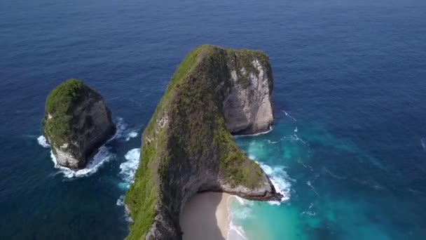 Million Drone Aerial View Flight Dinosaurs Island High Sky Kelingking — Stock video