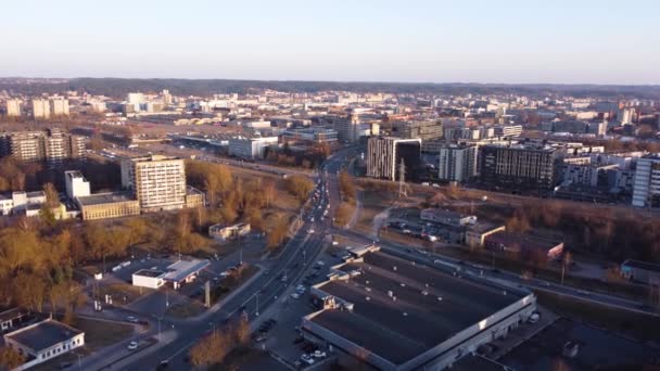 Voar Aerial Longo Uma Estrada Distrito Industrial Vilnius — Vídeo de Stock