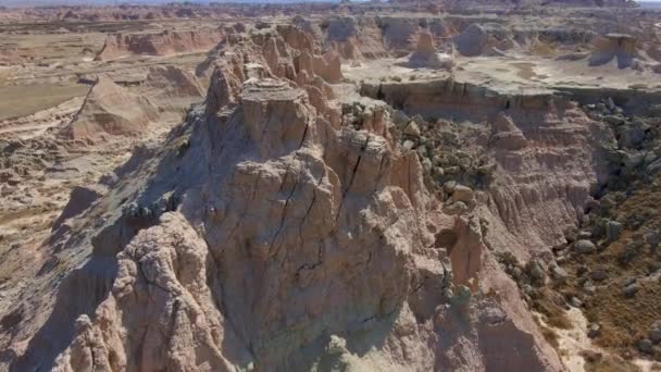 Badlands National Park South Dakota Flight Eroded Mountains Natural Landscape — Vídeos de Stock