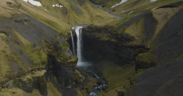 Flowing Kvernufoss Waterfall Beautiful Nature Landscape Iceland — Video