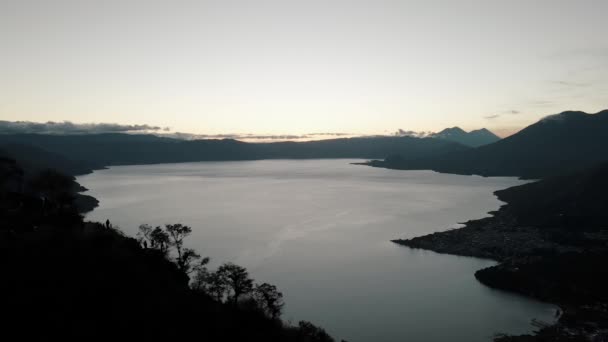 Hermoso Avión Tripulado Volando Sobre Indian Nose Lake Atitlan Guatemala — Vídeos de Stock