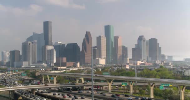 Aerial Cars North Freeway Downtown Houston — Vídeos de Stock