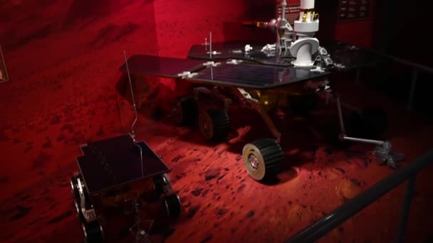 Πλανητικά Ρομπότ Εξερευνητών Της Nasa Στο Κέντρο Επισκεπτών Διαστήματος Τζον — Αρχείο Βίντεο