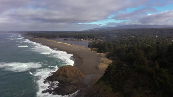 Port Orford Heads State Park Garrison Lake Jižní Pobřeží Oregonu — Stock video