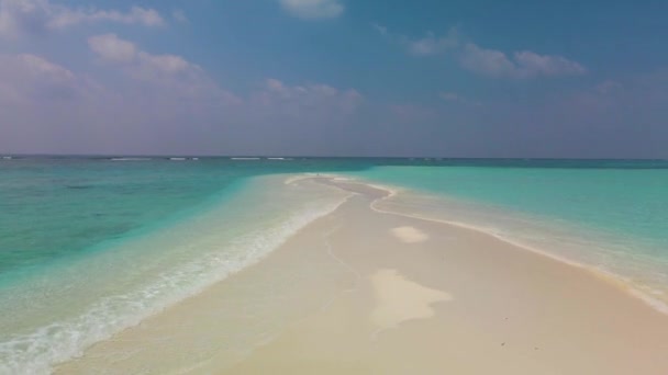 Sandbank Washed Horizon Washed Two Sides Purest Turquoise Water Stormy — Stockvideo