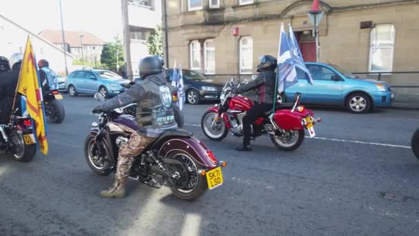 Biker Warten Auf Start Der Schottischen Unabhängigkeitskundgebung — Stockvideo