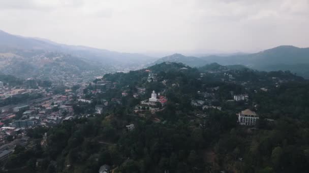 Μεγάλο Λευκό Bahirawakanda Vihara Buddha Άγαλμα Μία Από Τις Κορυφές — Αρχείο Βίντεο