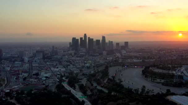 Στο Los Angeles Skyline Sunset Στην Καλιφόρνια Ηπα Εναέρια — Αρχείο Βίντεο