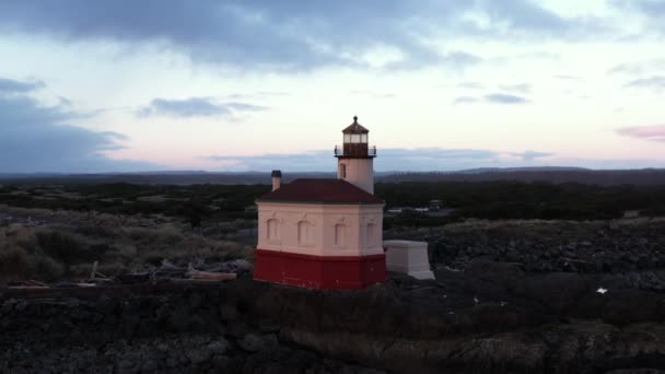 Coquille River Lighthouse Bandon Oregon Sunrise Drone Pull Back Shot — Stock Video