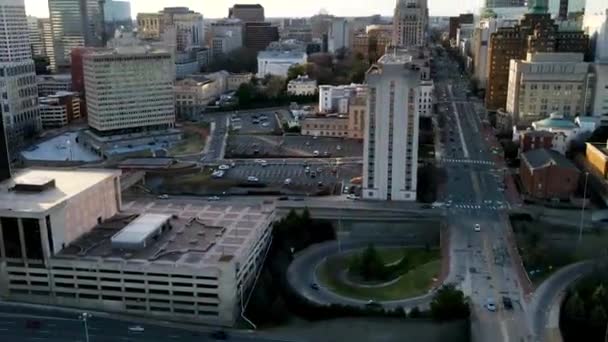 Downtown Broad Street Medical College Virginia Richmond Virginia Usa Aerial — Αρχείο Βίντεο