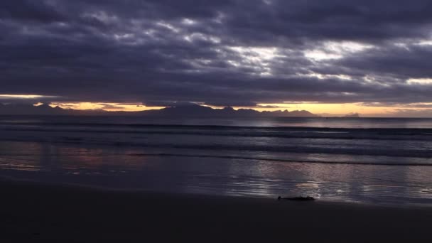 Napkelte Hamis Öböl Strand — Stock videók