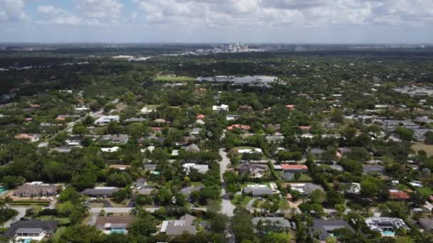 Vue Aérienne Quartier Sud Floride Avec Miami Skyline Loin — Video