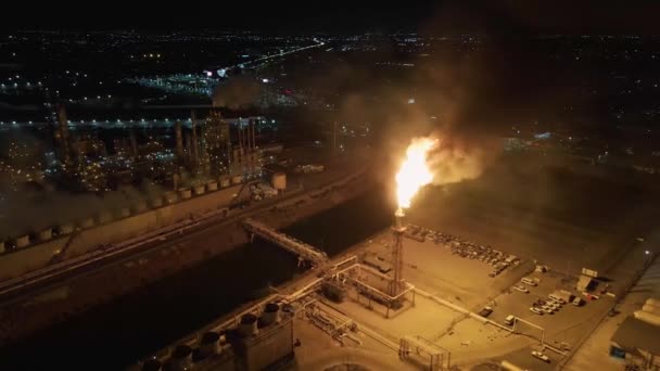 Aerial View Flaring Oil Refinery Pipe Night Usa Circling Drone — Stock Video