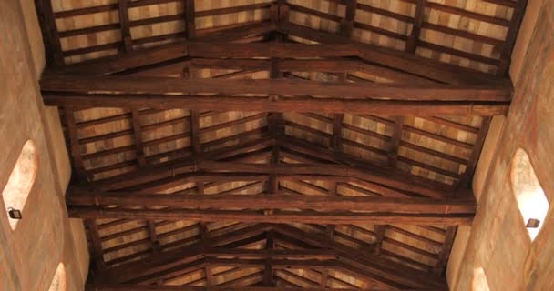 Low Angle Shot Wooden Ceiling Paleochristian Church Santa Maria Cosmedin — Stockvideo