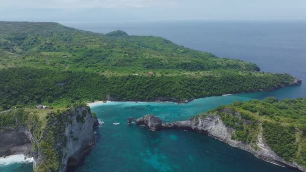 Nusa Penida Coastline Jogglo Viewpoint Atuh Beach Nusa Batupadasan Island — Stockvideo