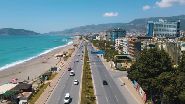 Vista Aérea Uma Estrada Costeira Vazia Finike Turquia Dia Ensolarado — Vídeo de Stock