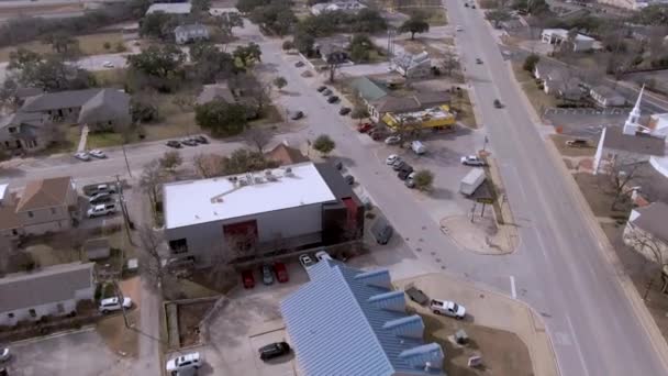 Aerial Pan Highway Intersection Downtown Rock Texas Sunny Day — Stock Video