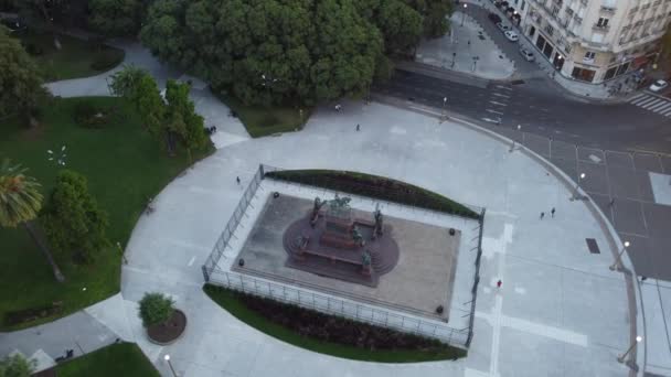 Aerial Top Shot Liberator Don Jose San Martin Statue Front — Vídeo de Stock