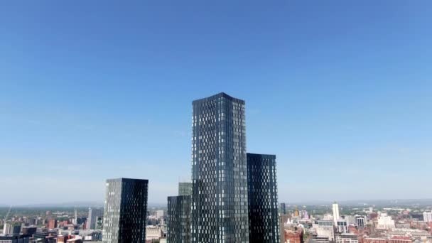 Panning Steady Drone Shot Deans Gate Square Center Manchester City — Video