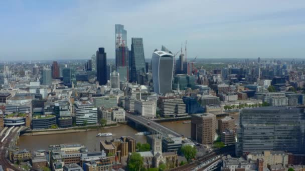 Drone Shot City London Business District Skyscrapers South River Thames — Stock Video