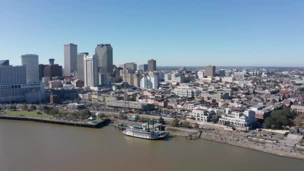 Aflopend Panning Luchtfoto Van Een Stoomboot Mississippi Rivier New Orleans — Stockvideo