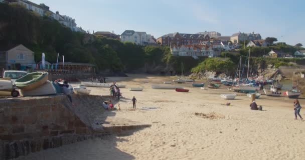 People Boats Moored Newquay Harbour Newquay Cornwall Wide — Video