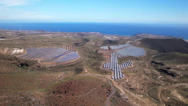 Luchtfoto Van Zonneparken Tenerife Canarische Eilanden Een Drone Schot — Stockvideo