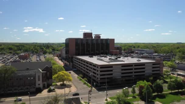 Szpital Sparrow Lansing Michigan Dronem Zasięgu Wzroku — Wideo stockowe