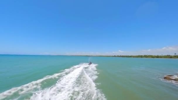 Fpv Insansız Hava Aracı Tropikal Karayip Sularında Jet Ski Yapanların — Stok video