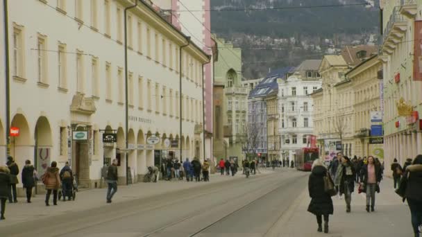 Innsbruck Tram Line Pedestrians — Stockvideo