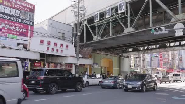 Πολυσύχναστοι Δρόμοι Της Πόλης Οσάκα Στην Περιοχή Τσουρουχάσι Της Κορέας — Αρχείο Βίντεο