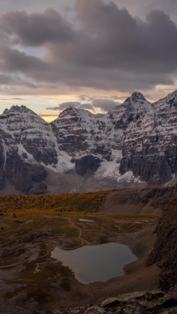 Vertical Time Lapse Valley Ten Peaks Banff National Park Canada — Video Stock