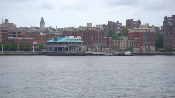 Yonkers New York Hudson River — Video