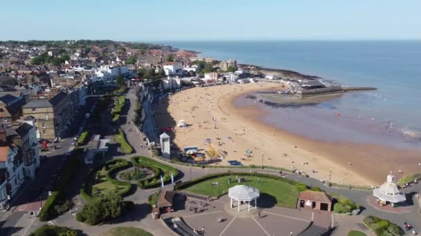 Broadstairs Kent Kust Stad Strand Panning Drone Antenne Uitzicht — Stockvideo