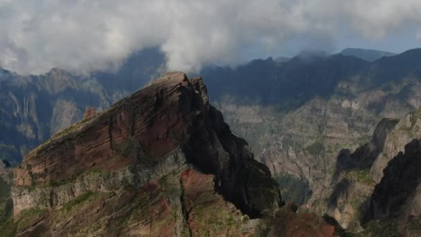 Circular Drone Flight One Peaks Madeira Mountains Pico Arieiro Clouds — Stock Video
