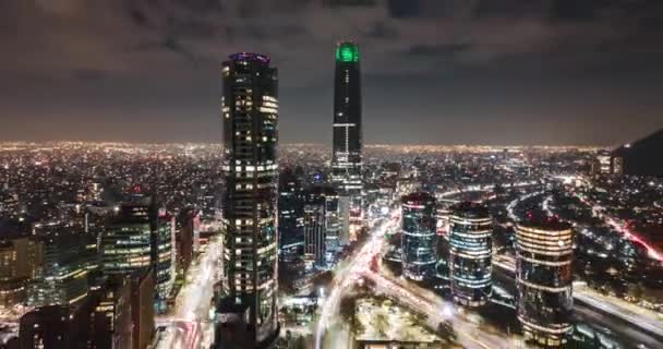 Hyperalpse Aerial Dolly Out Skyline Santiago Chile Cars Leaving Trails — Stock Video