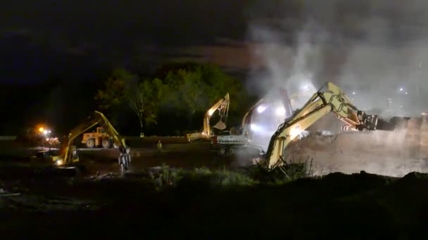 Quart Nuit Sur Site Démolition Dans Les Bulldozers Sombres Travail — Video