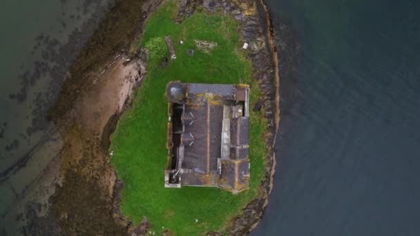 Αεροφωτογραφία Του Castle Stalker Στη Σκωτία Μια Εναέρια Κοντινή Θέα — Αρχείο Βίντεο