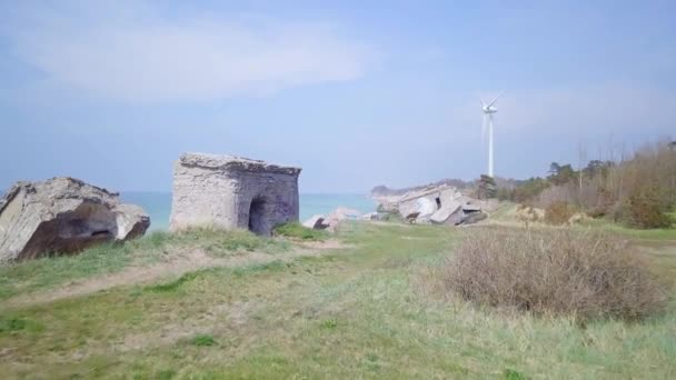 Повітряний Вид Покинутих Морських Фортифікаційних Споруд Північних Фортах Карости Березі — стокове відео