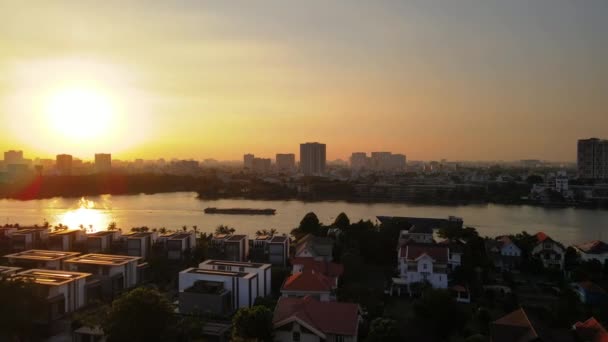 Flygdrönare Över Chi Minh City Saigon River Vietnam Solnedgång Med — Stockvideo