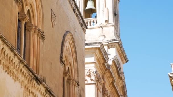 Majestuosa Torre Antigua Iglesia Mdina Capital Malta Vista Mano — Vídeos de Stock