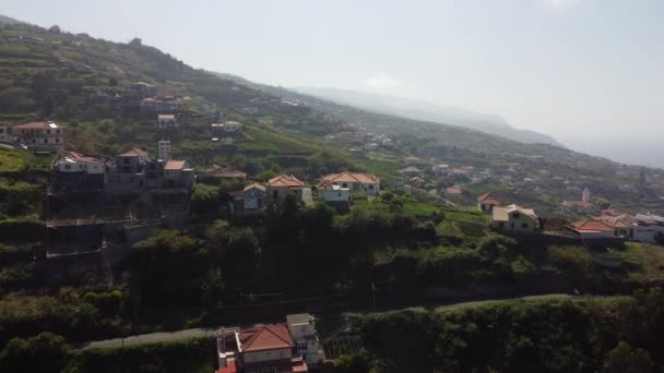 Güneşli Bir Günde Ponta Sol Tepelerinde Dji Çekilmiş — Stok video