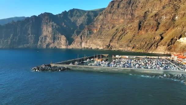 Veduta Aerea Famose Scogliere Porto Acantilados Los Gigantes Tenerife Isole — Video Stock