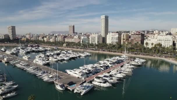 Marina Stunning Mediterranean Coastline Packed Watercraft Drone Arc — Vídeo de Stock