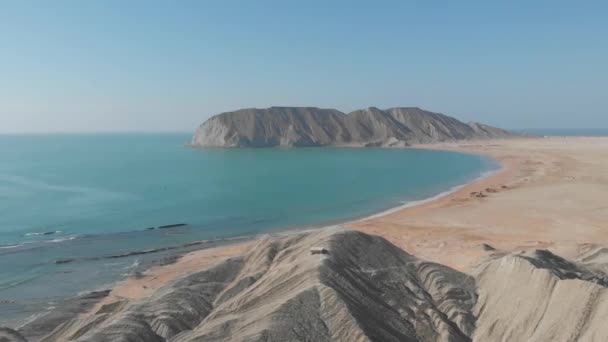 파키스탄 카라치에서 발루치스탄주그와 파키스탄의 아라비안해 연안을 마크란 탈고속 도로에서 평화롭고 — 비디오