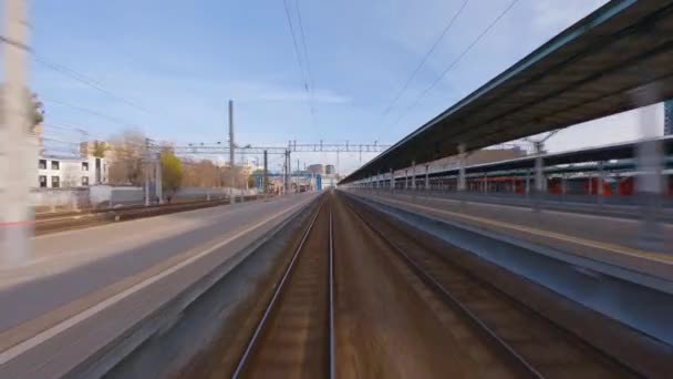 Fpv Drone Disparo Acercándose Estación Belorussky Moscú Rusia Pov Aérea — Vídeo de stock