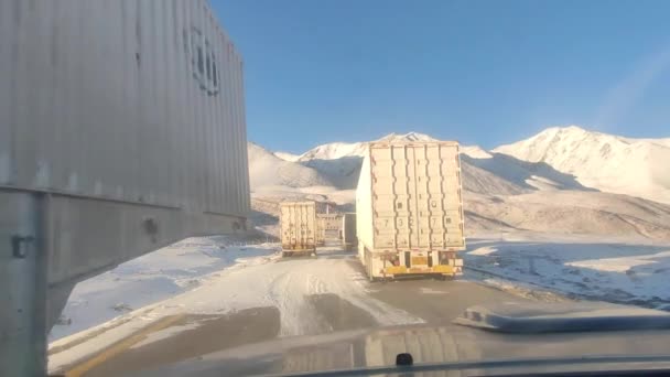 Pov Schot Van Vrachtwagen Van Khunjerab Pass Border Pakistan China — Stockvideo