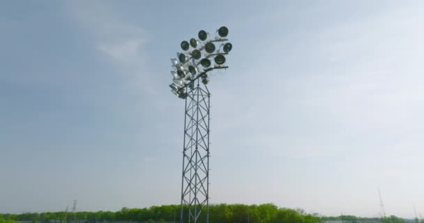 Stadyum Spor Işıkları Drone Tarafından Çekildi Işık Yapısı Çevresinde Daire — Stok video