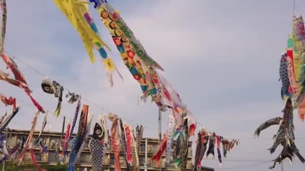 Kindertag Karpfenfahnen Zeitlupe Osaka Japan — Stockvideo