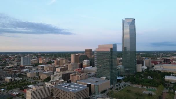 Oklahoma Şehir Merkezinden Hava Görüntüsü Birleşik Devletler Güneşli Bir Akşam — Stok video